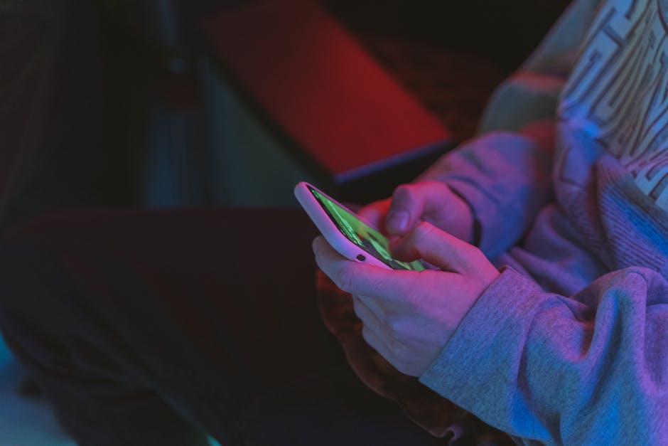 How Social Media and Mobile Gaming Are Driving Higher Sales in the Digital Economy